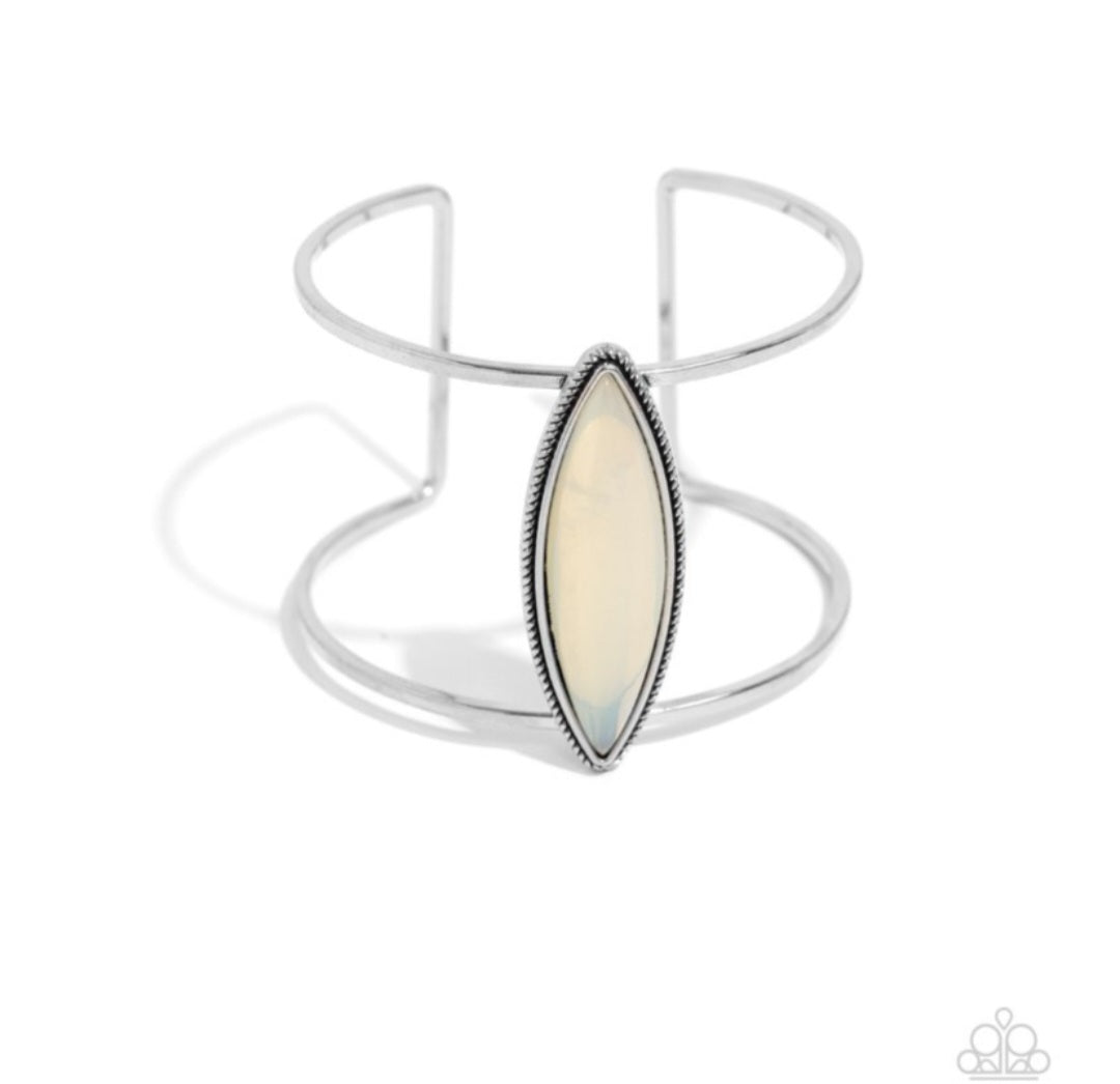 What You Seer is What You Get - White Bracelet