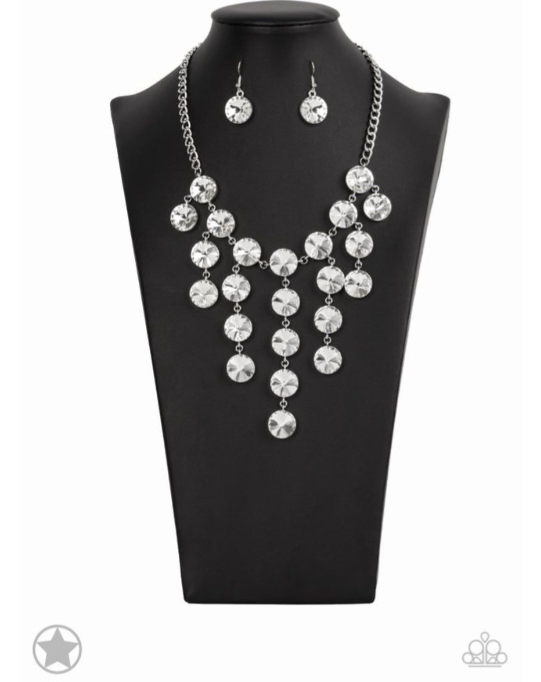 Spotlight Stunner - Silver Necklace