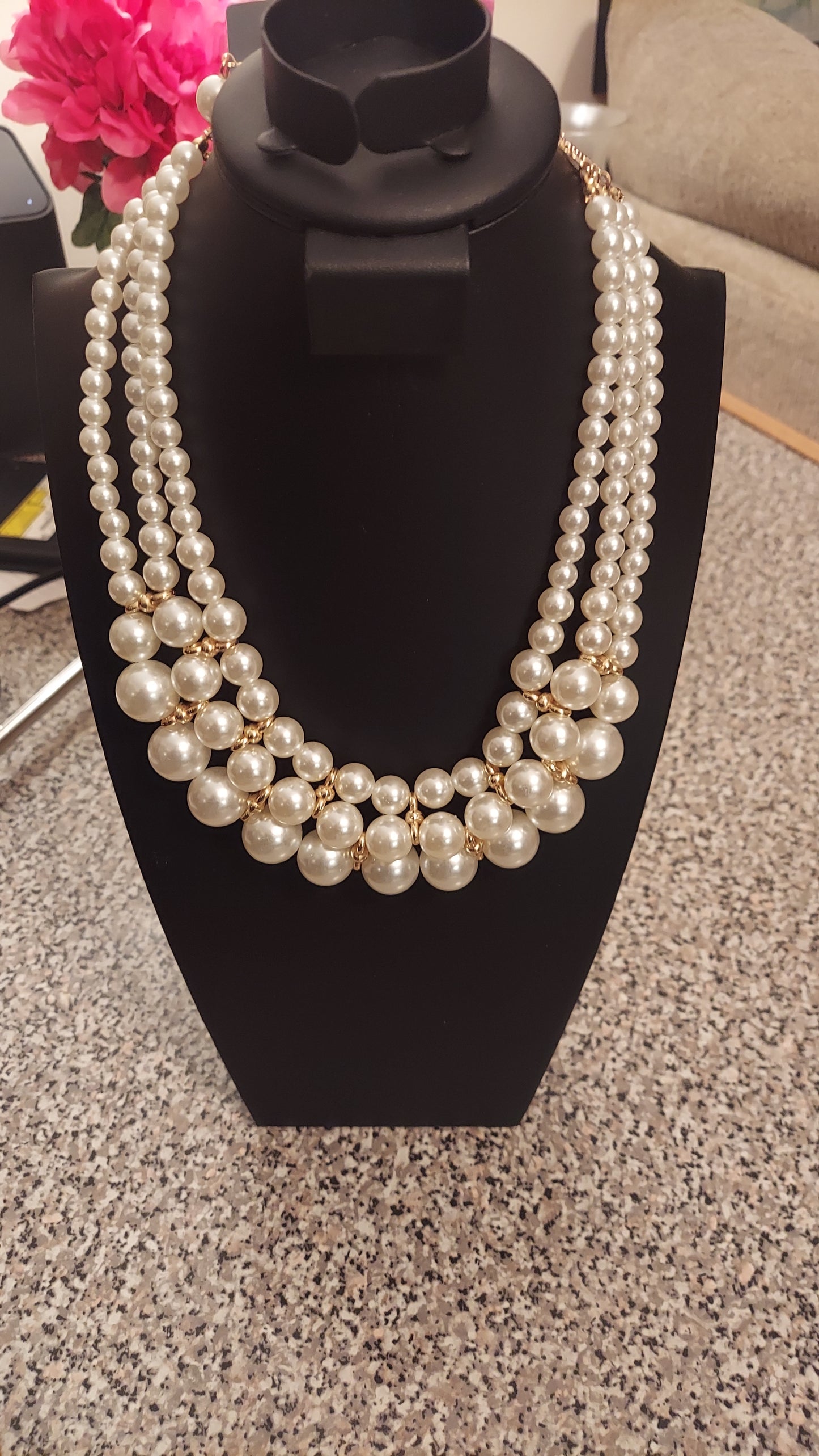 Glossy Gala- Gold Pearl Necklace