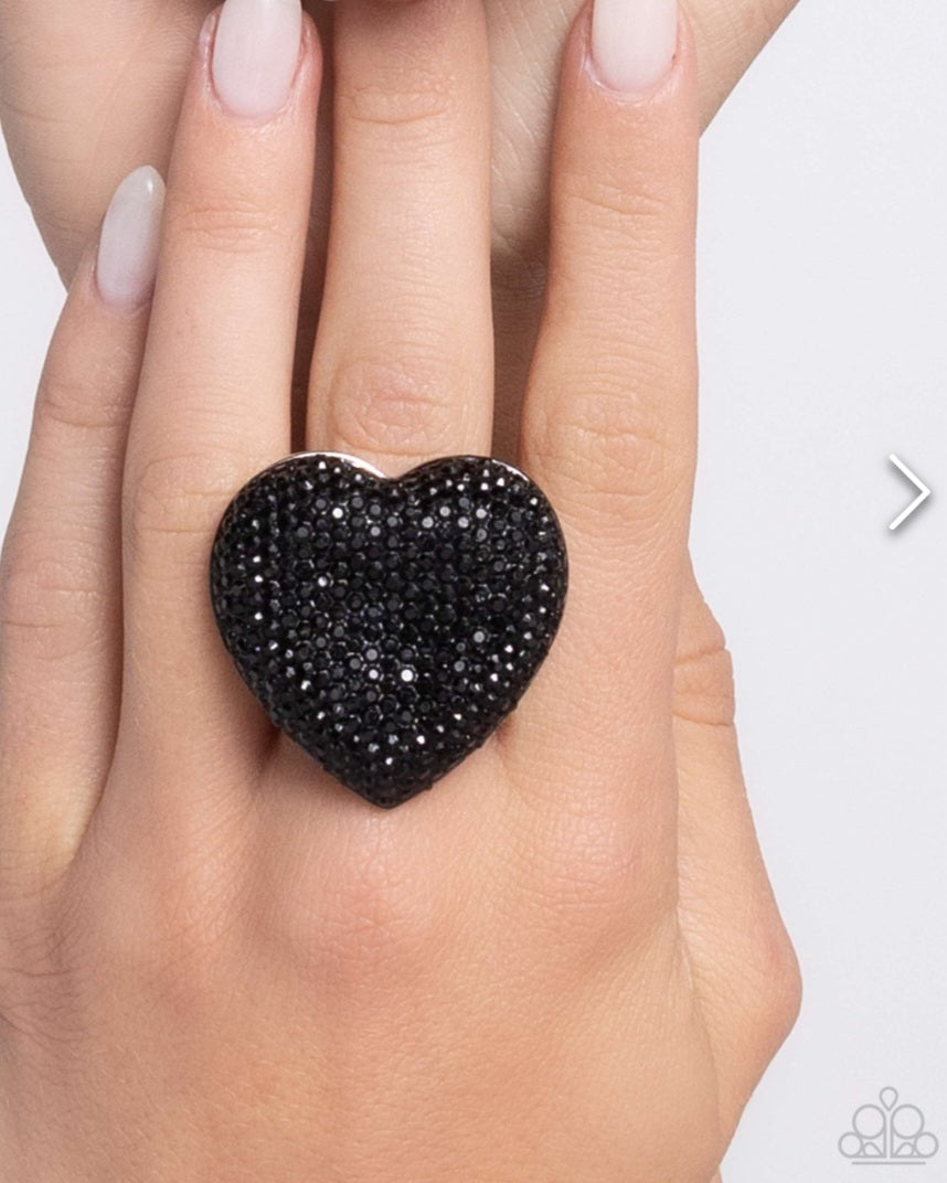 Hypnotizing Heart - Black Ring