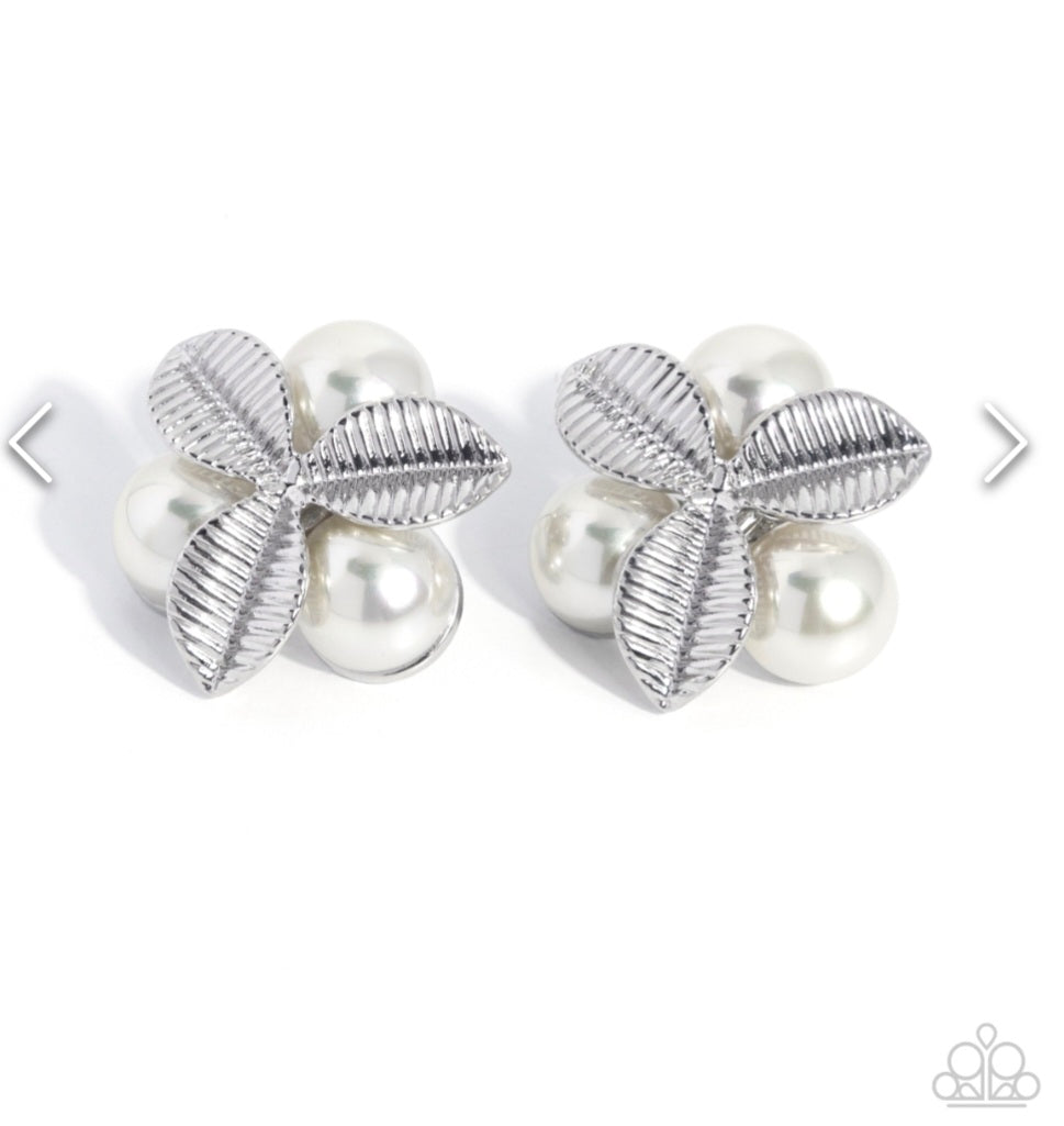 Pearly Publicity- White Pearl Earrings