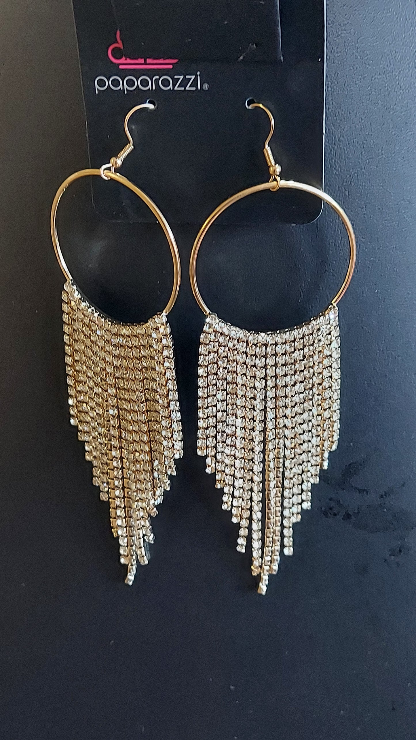 Streaming Shimmer- Gold Earrings