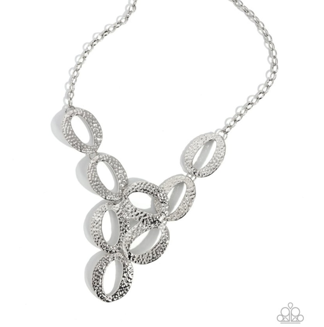 Oval the Limit- Silver Necklace