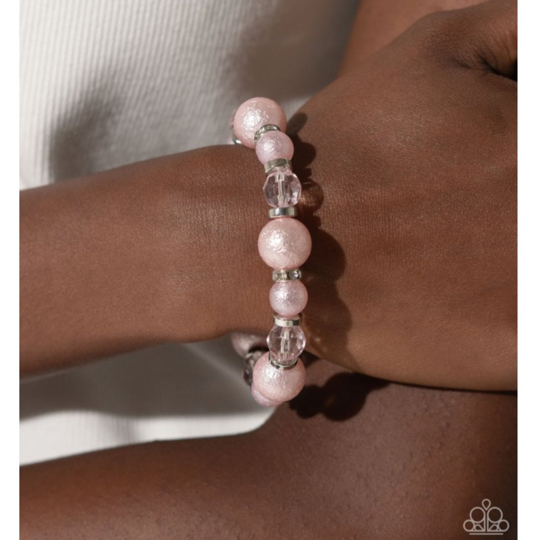 Pearl Protagonist- Pink Bracelet
