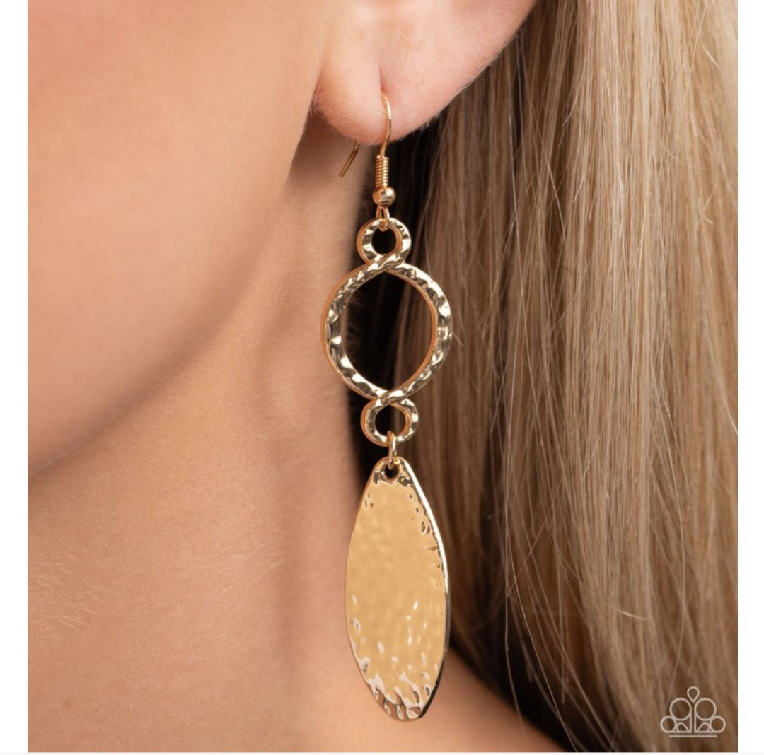 Thrift Shop Trove - Gold Earrings