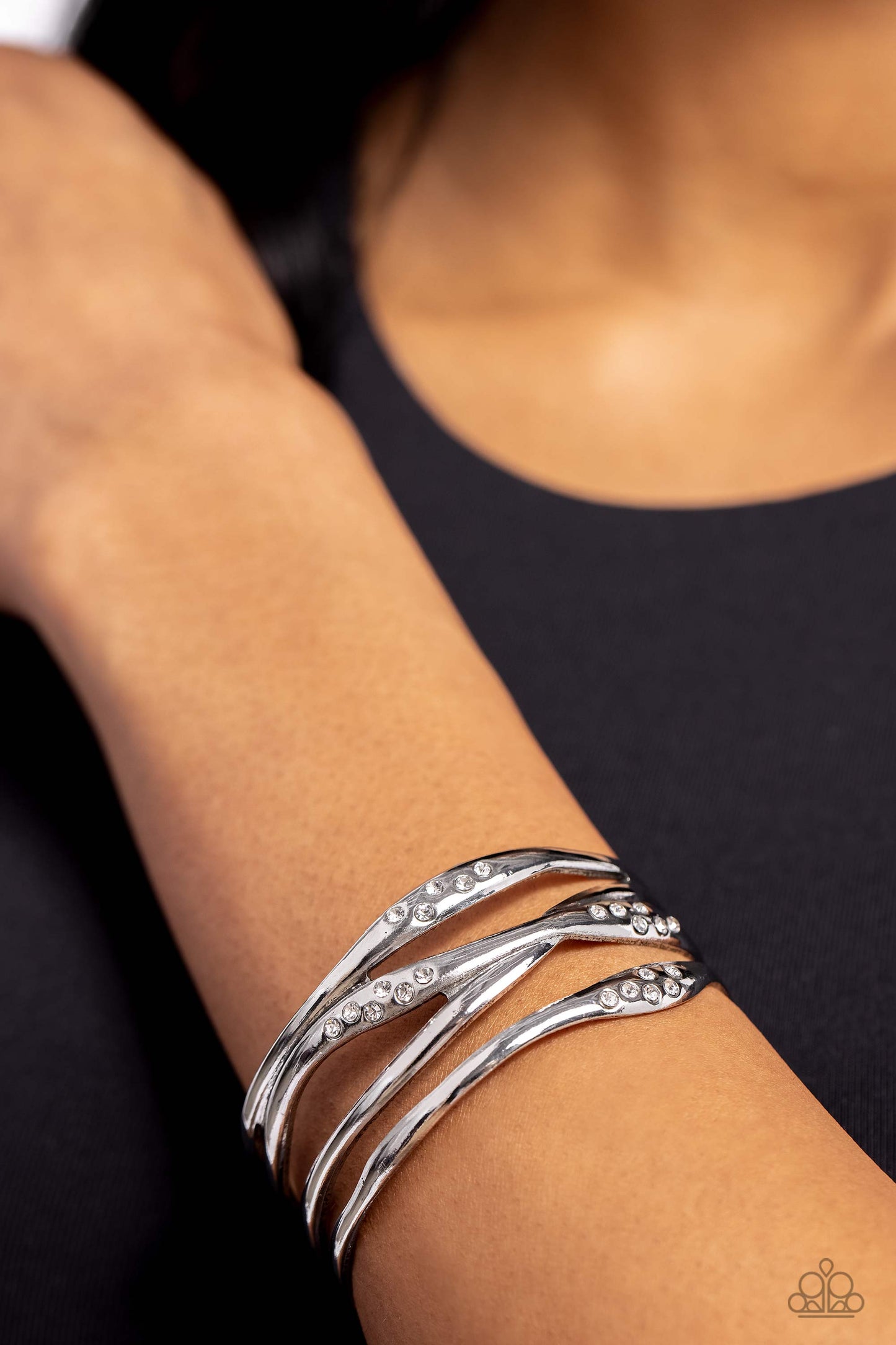 Line it Up- Silver Bracelet