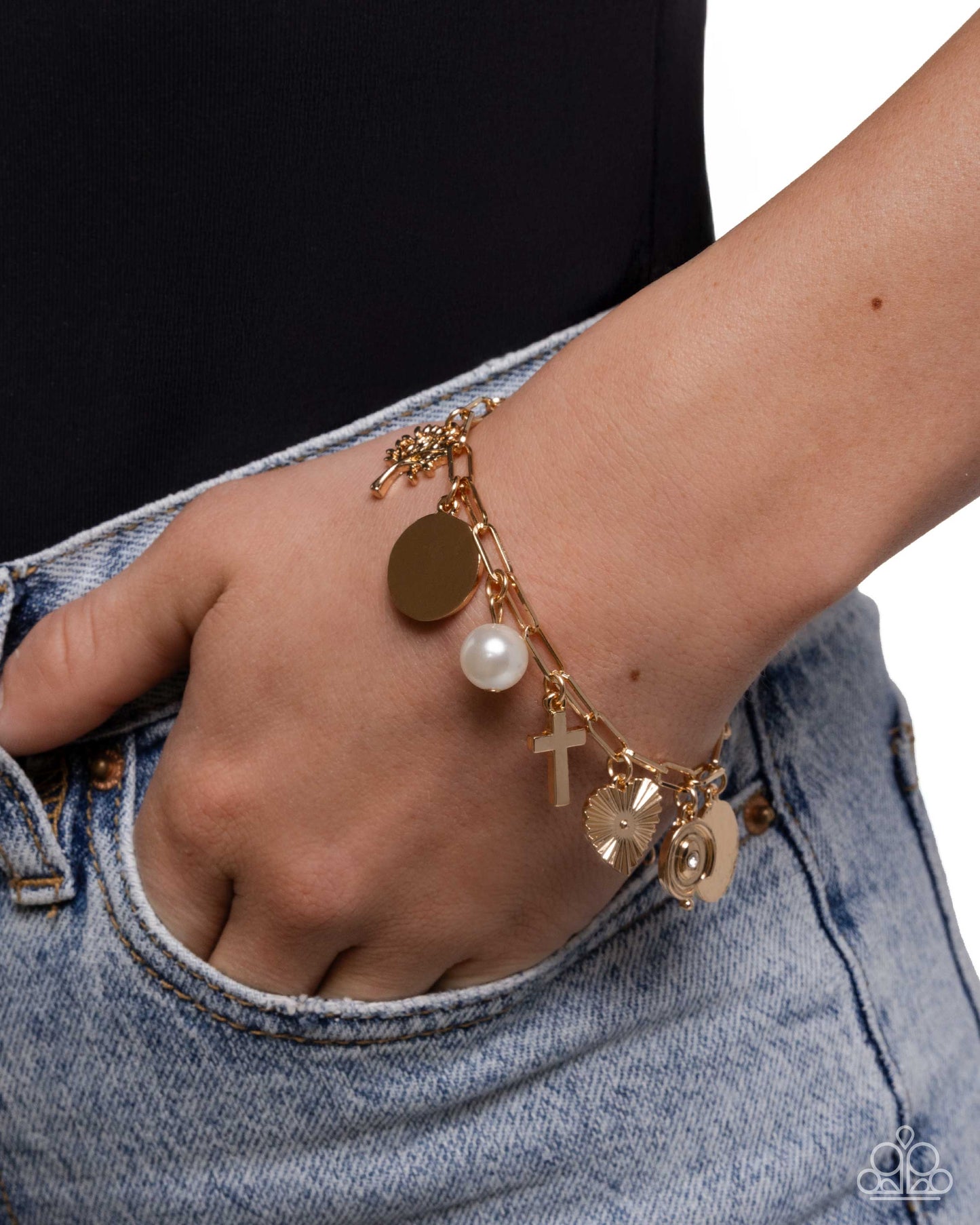 Charm Committment- Gold Bracelet