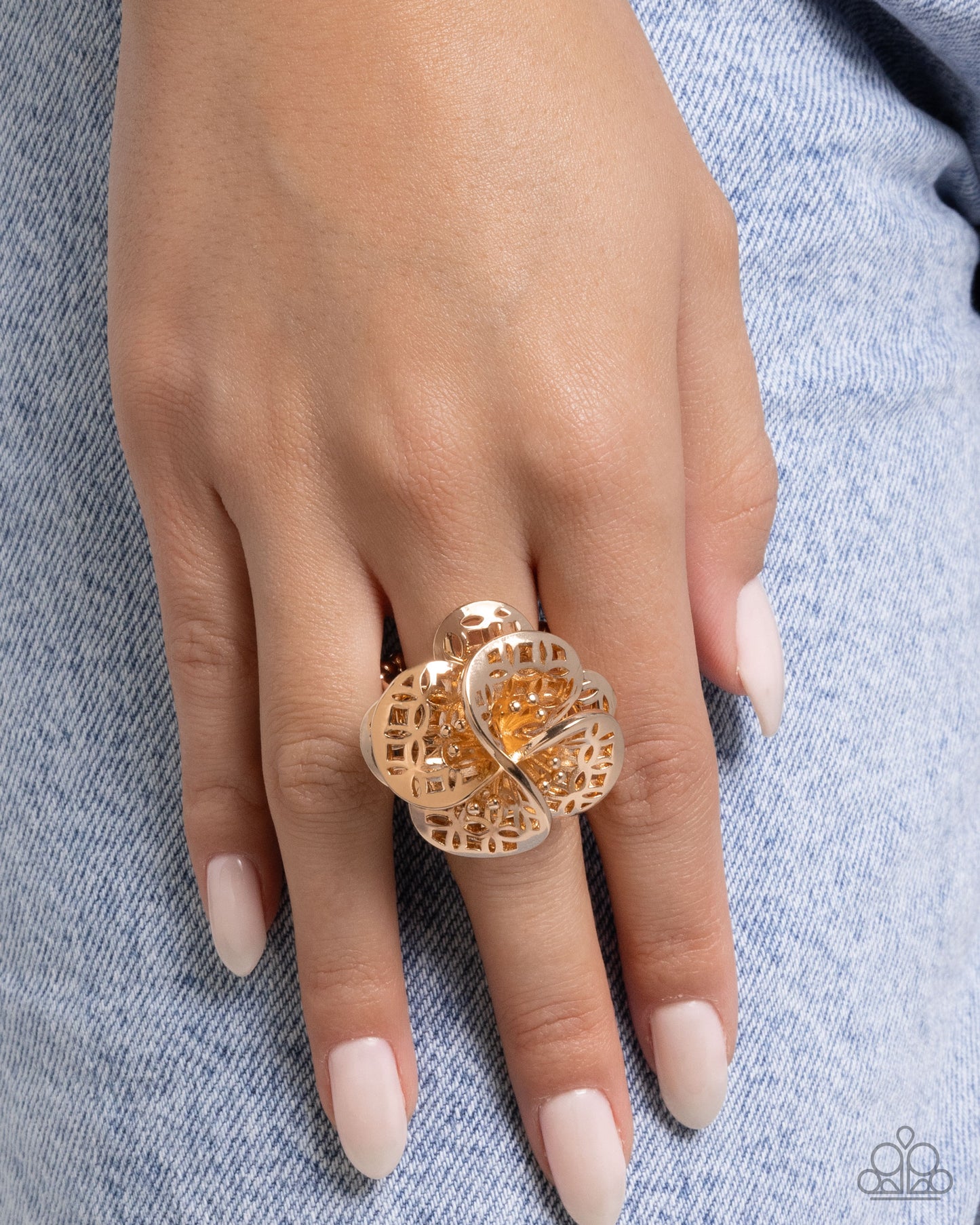 Luminescent Lattice- Gold Ring
