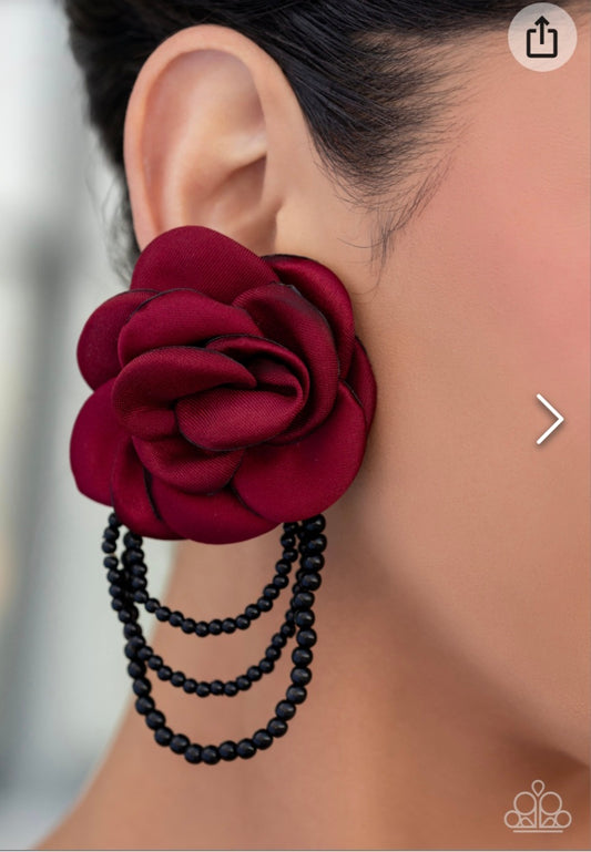 Dramatic Dame- Red Earrings