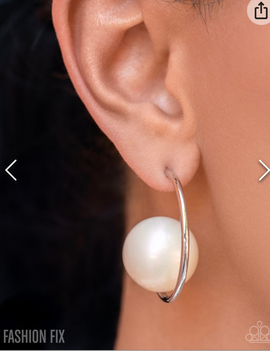 Tailored Taste-Silver Pearl Earrings